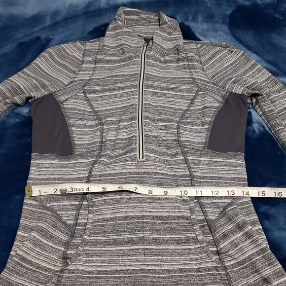 Lululemon Pace Setter Half Zip Size 6 - Picture 5 of 7